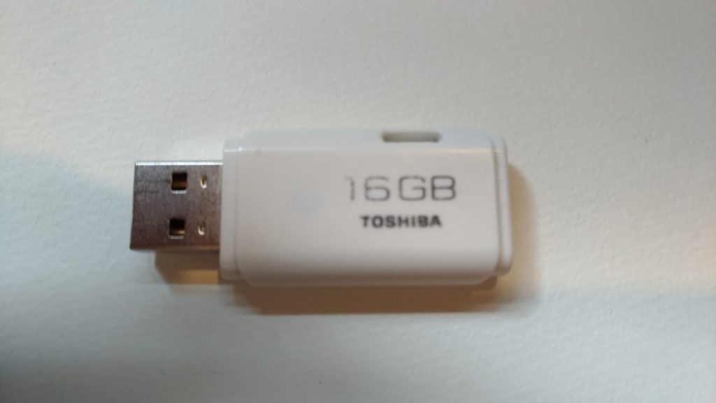 東芝　TOSHIBA/SSD480GB/Corei7/Win10/メモリ16GB